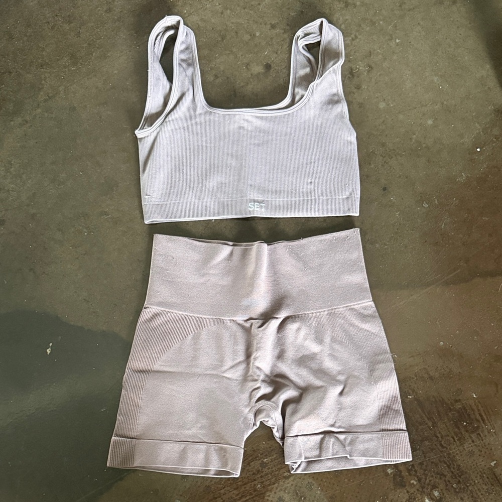 Set Active Matching Set - image 1